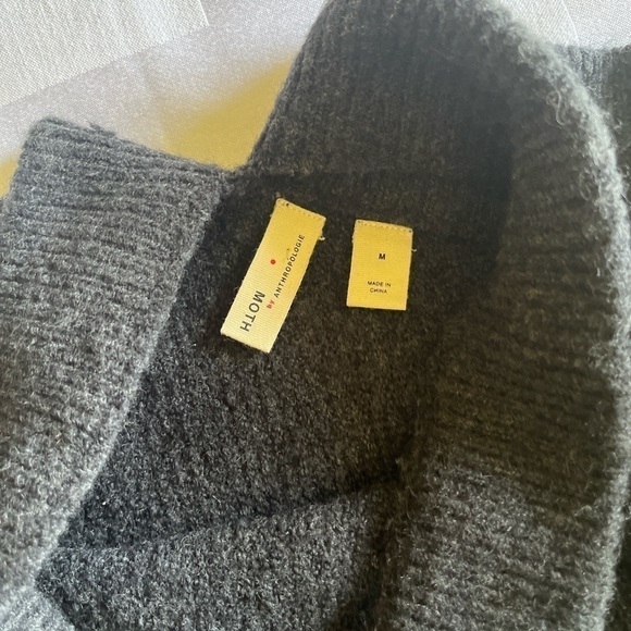 ANTHROPOLOGIE MOTH Wool Blend Gray Criss Cross High Neck Sweater! - Picture 3 of 4